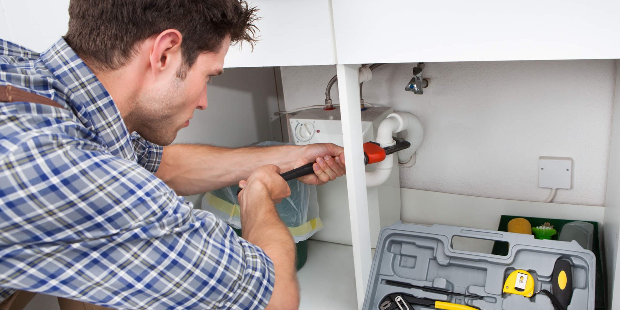 Why Property Maintenance Franchises Are a Smart Investment Why Property Maintenance Franchises Are a Smart Investment