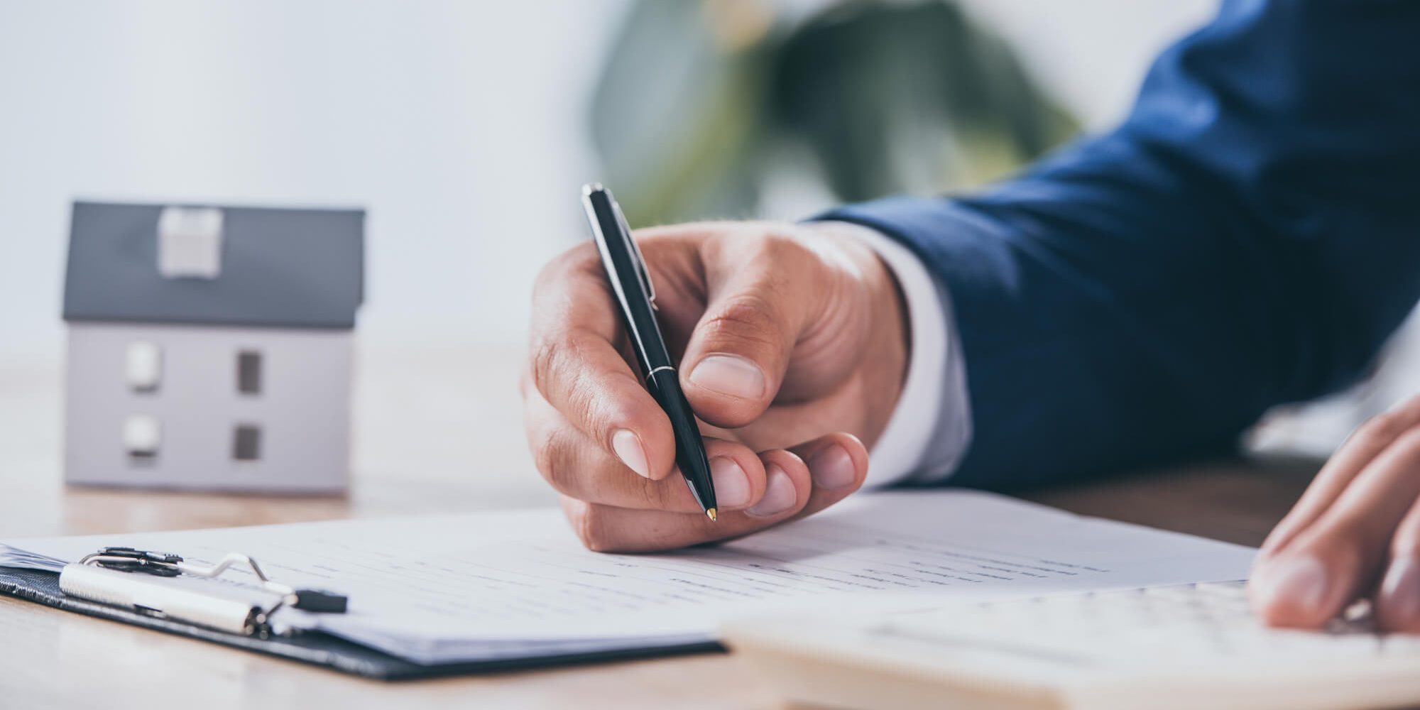 High-End Property Management Franchises: The Ultimate Guide for Entrepreneurs High-End Property Management Franchises: The Ultimate Guide for Entrepreneurs